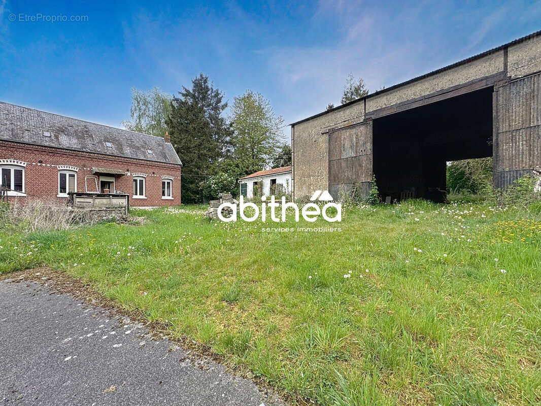 Maison à COURCELLES-LE-COMTE