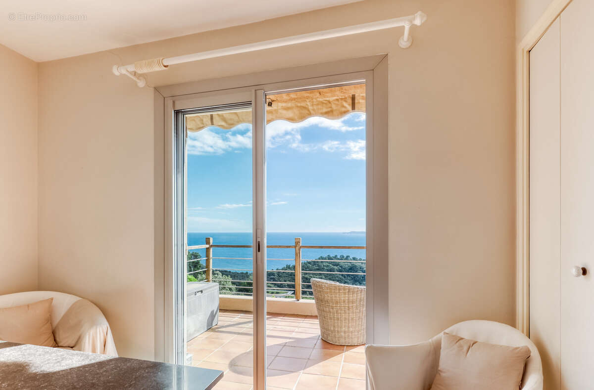 Appartement à RAYOL-CANADEL-SUR-MER