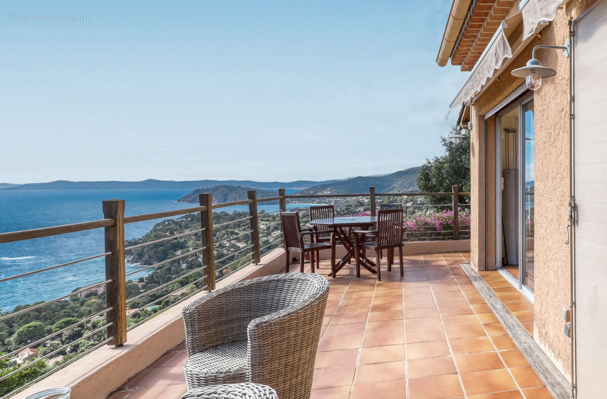 Appartement à RAYOL-CANADEL-SUR-MER