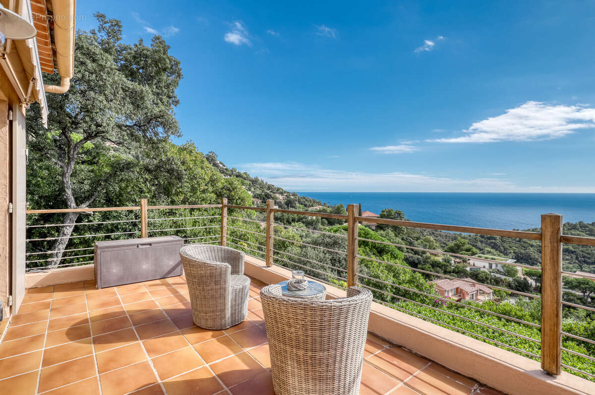 Appartement à RAYOL-CANADEL-SUR-MER