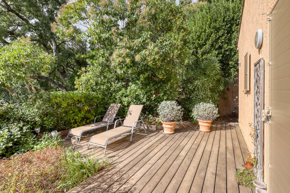 Appartement à RAYOL-CANADEL-SUR-MER