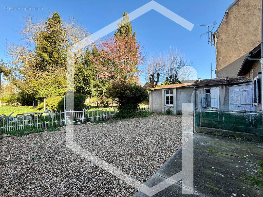 Appartement à COSNE-COURS-SUR-LOIRE