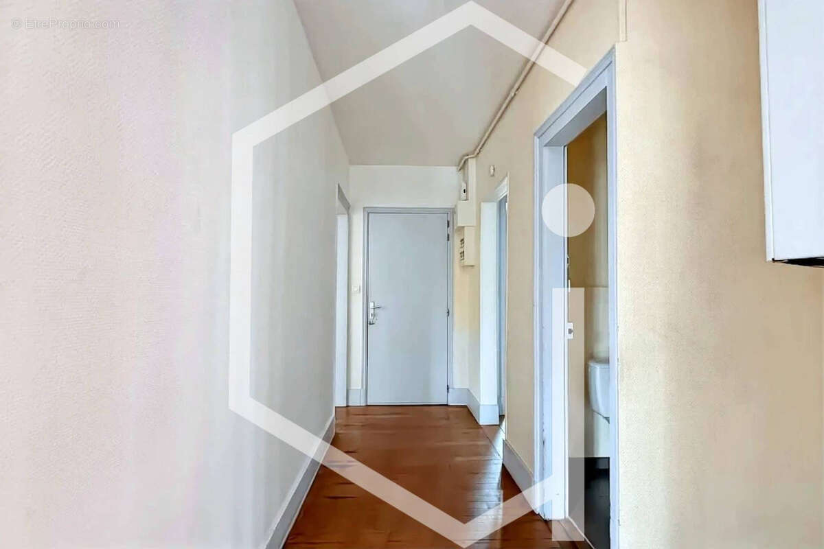 Appartement à COSNE-COURS-SUR-LOIRE