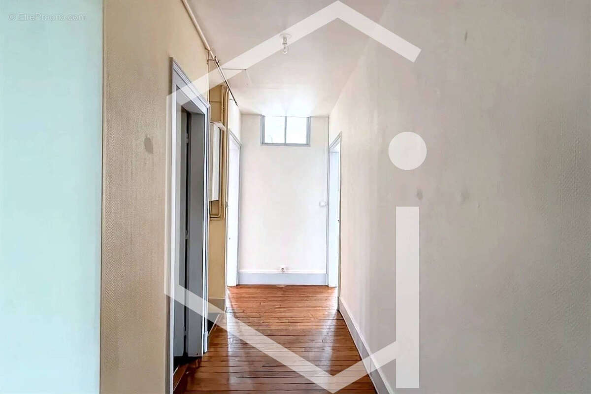 Appartement à COSNE-COURS-SUR-LOIRE