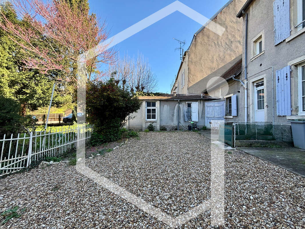 Appartement à COSNE-COURS-SUR-LOIRE