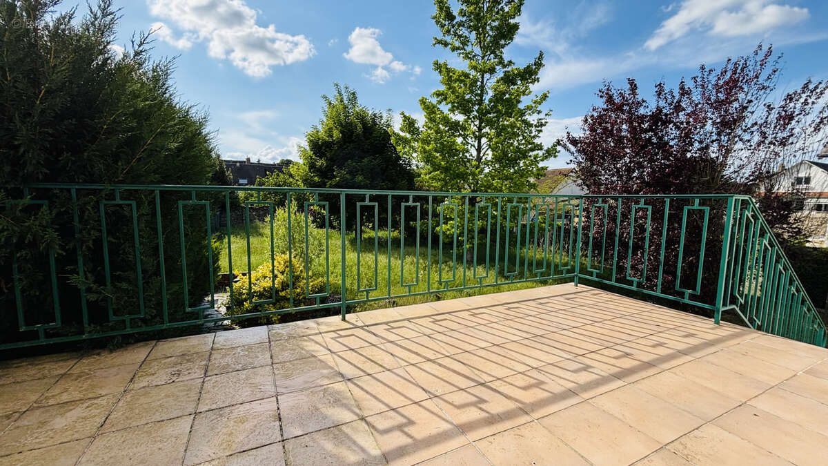 Maison à CLOYES-SUR-LE-LOIR