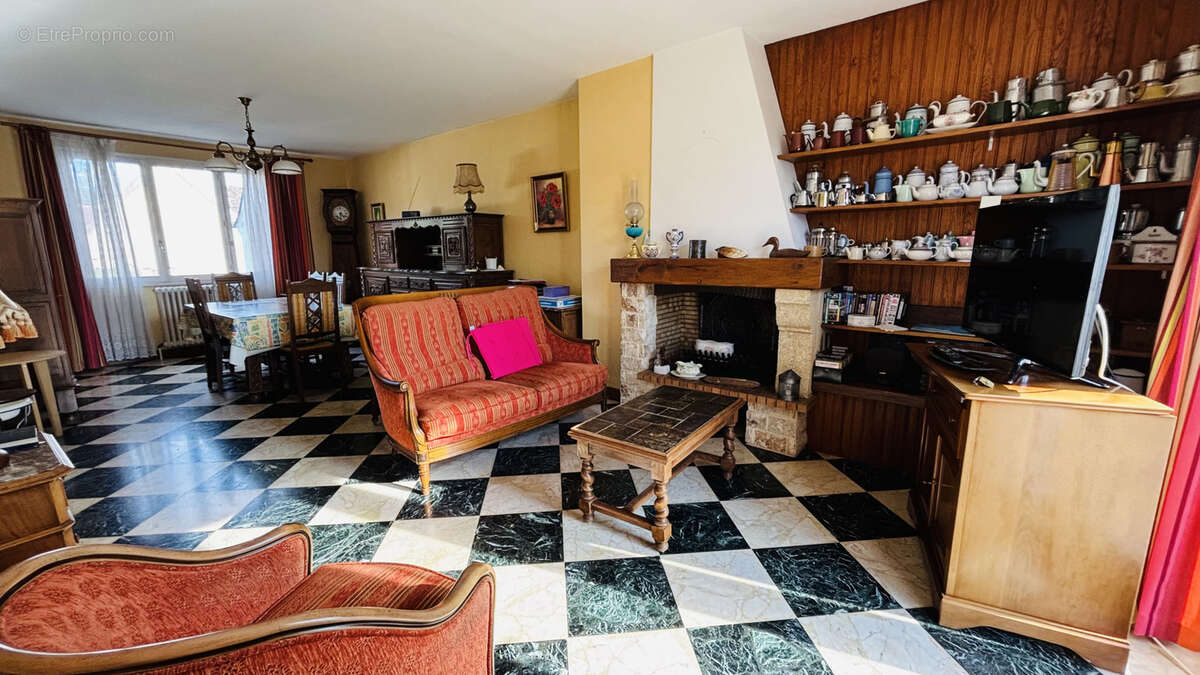 Maison à CLOYES-SUR-LE-LOIR