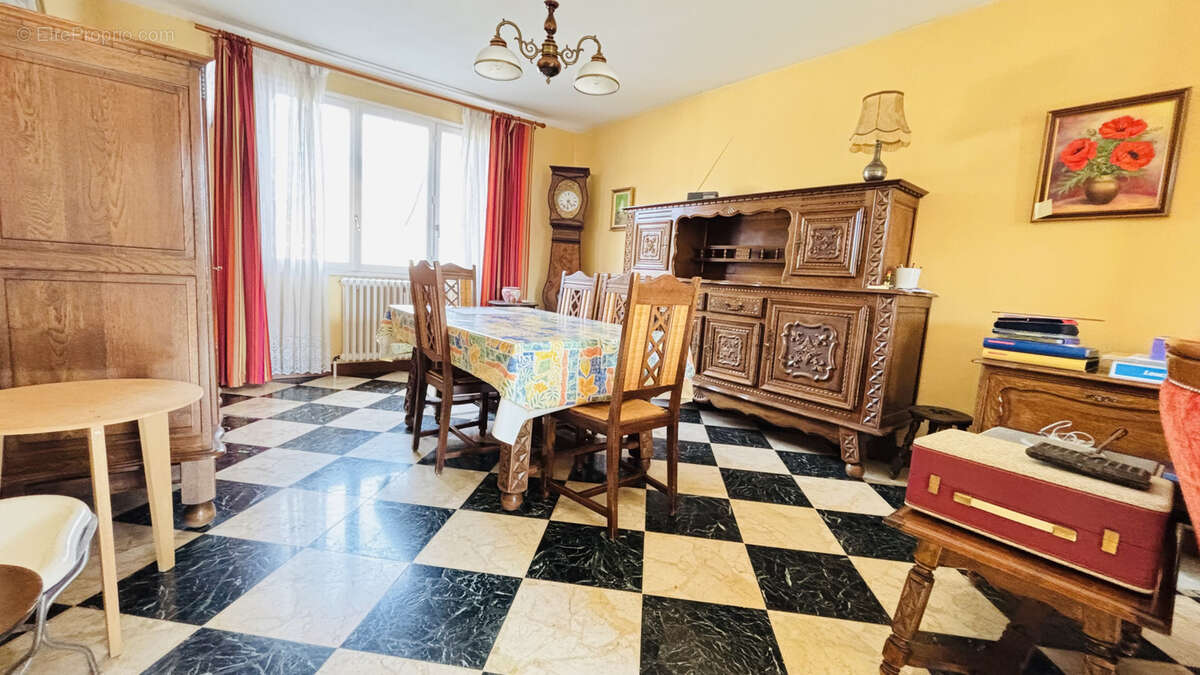 Maison à CLOYES-SUR-LE-LOIR