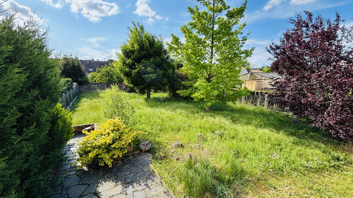Maison à CLOYES-SUR-LE-LOIR