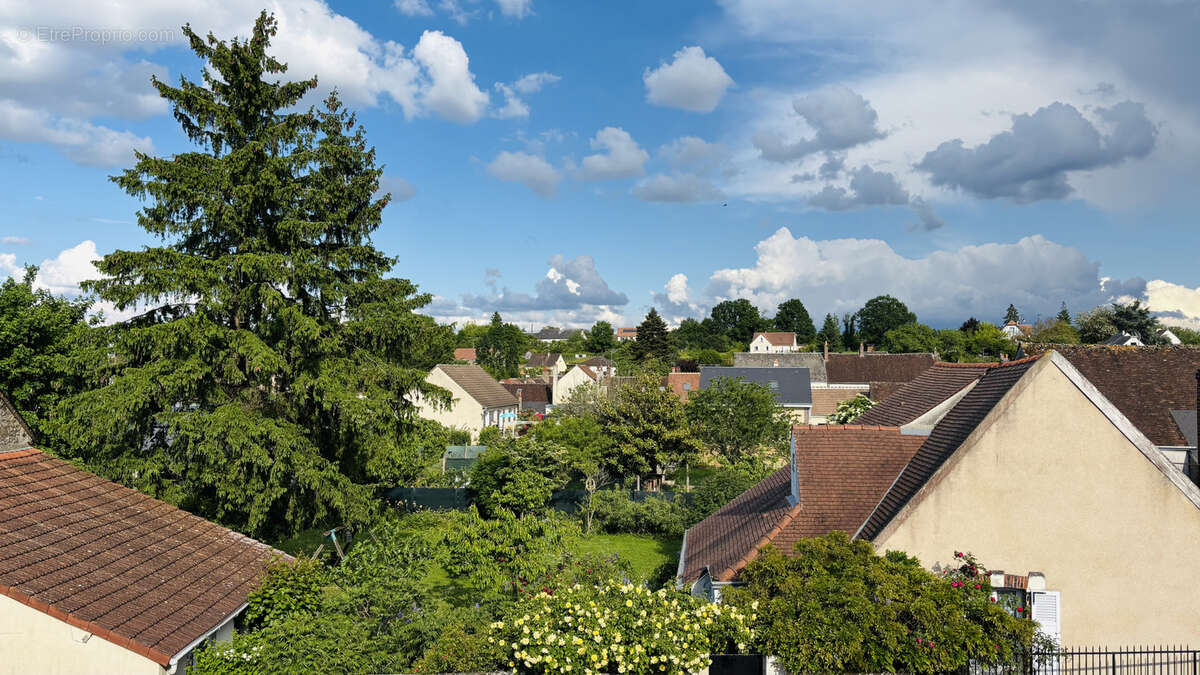 Maison à CLOYES-SUR-LE-LOIR
