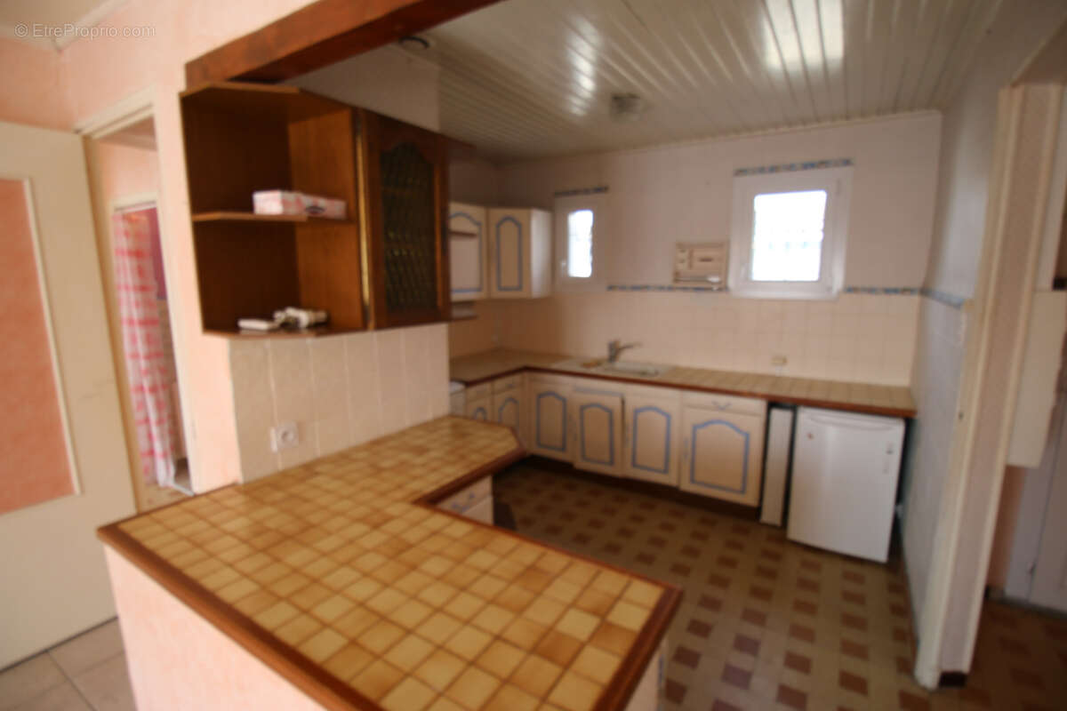 Maison à FONTVIEILLE