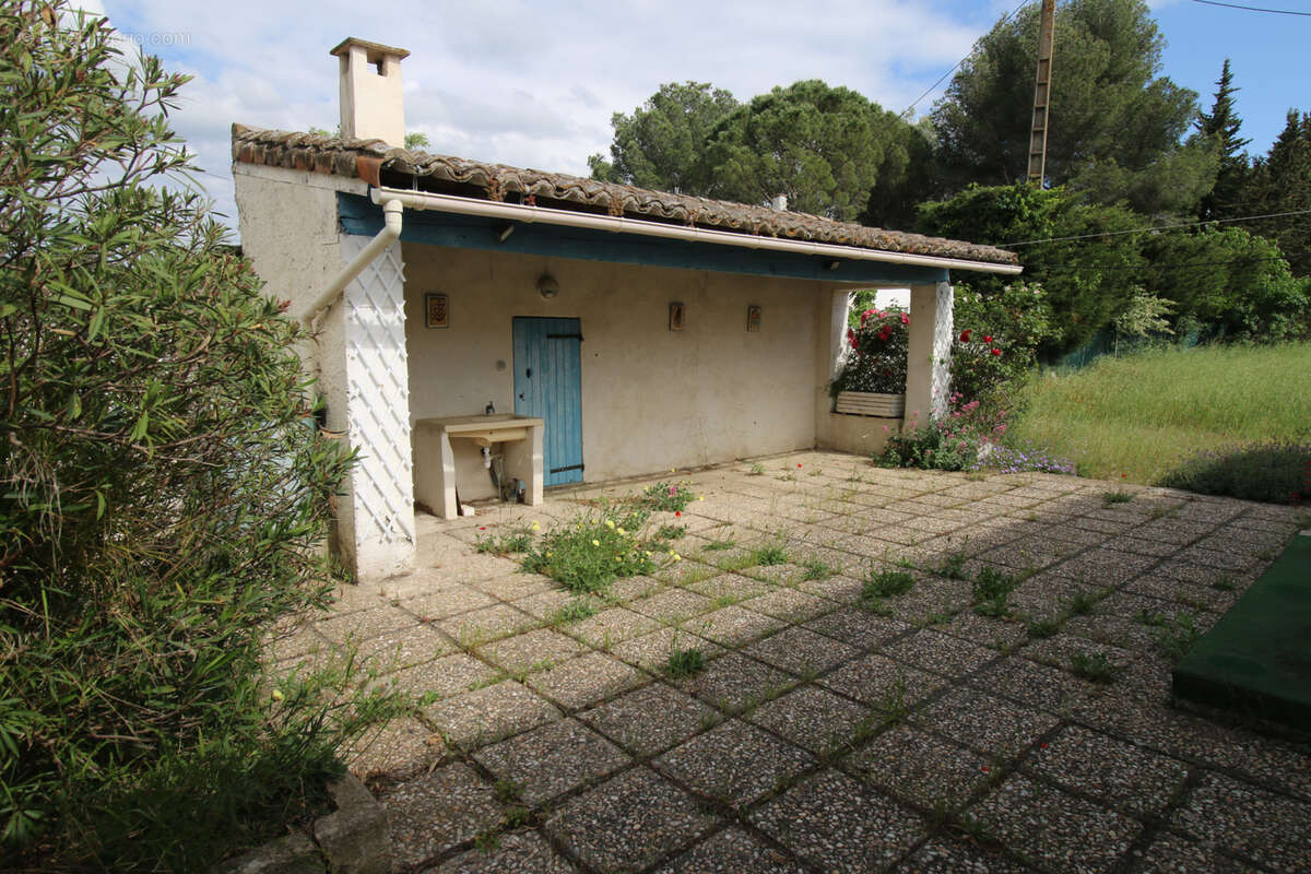 Maison à FONTVIEILLE