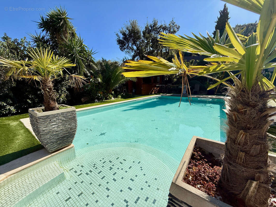 Maison à CAVALAIRE-SUR-MER