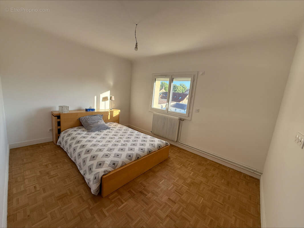 Maison à PONTAULT-COMBAULT