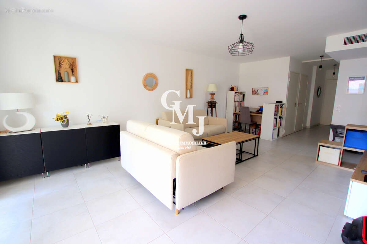 Appartement à SAINT-RAPHAEL