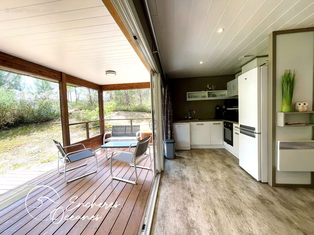 Appartement à TOSSE