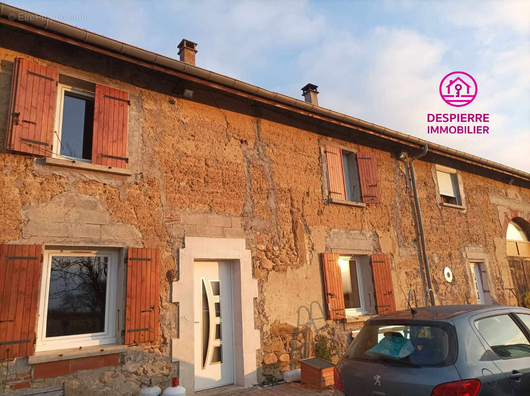 Maison à REVEL-TOURDAN