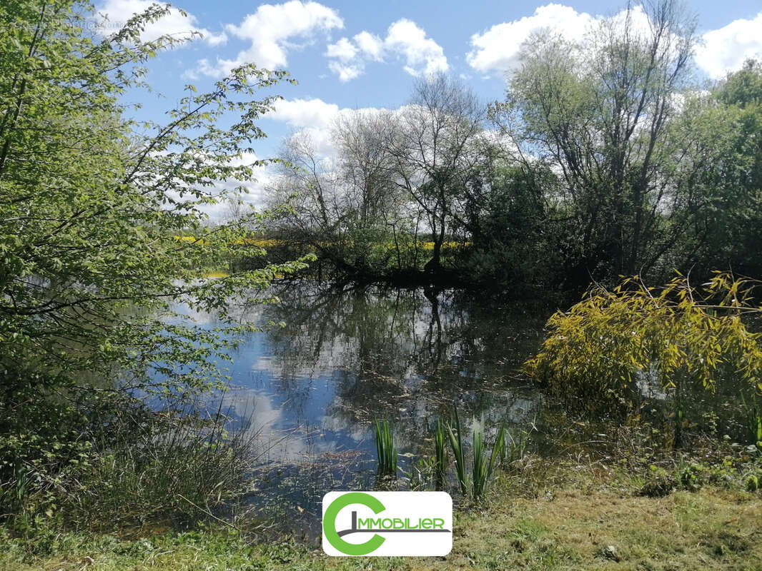 Maison à SAINT-AGIL