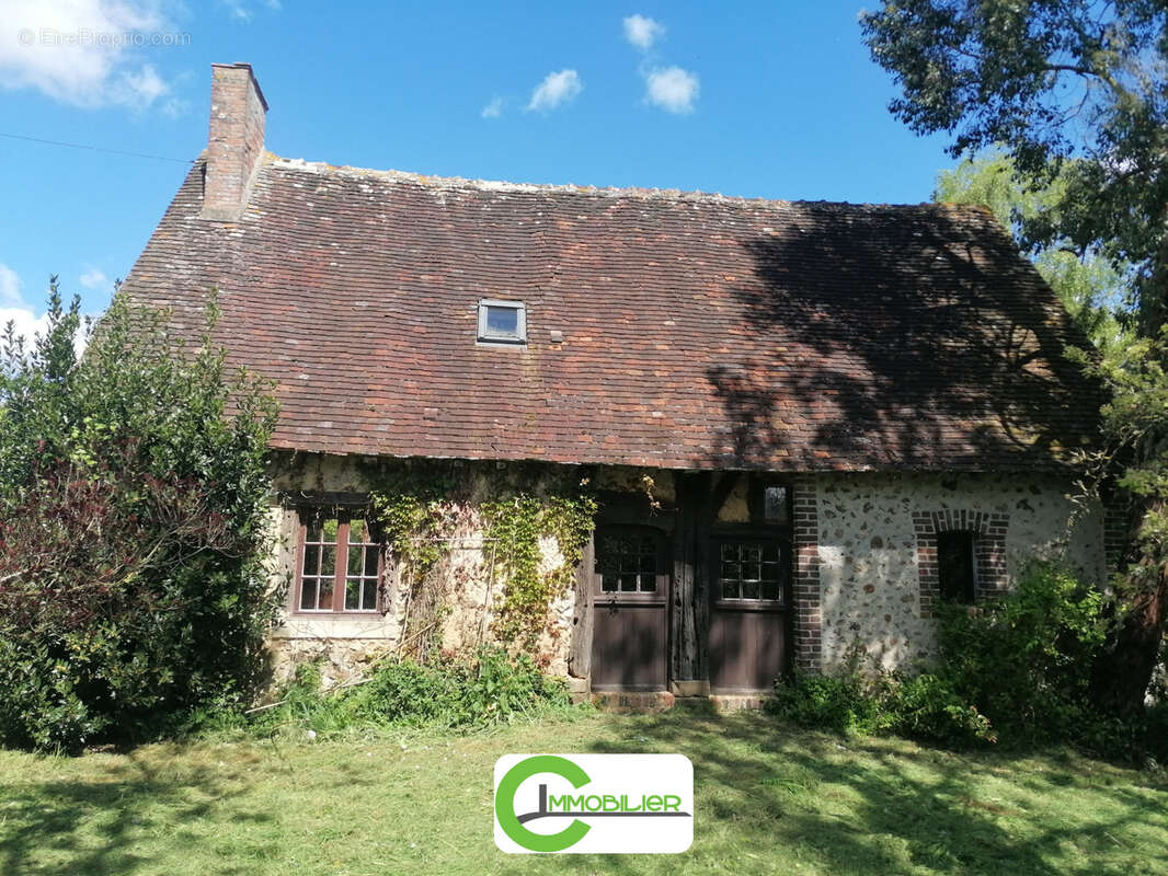 Maison à SAINT-AGIL