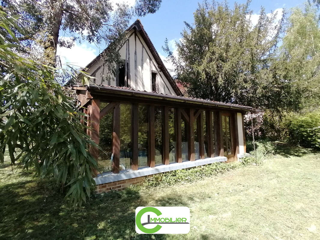 Maison à SAINT-AGIL