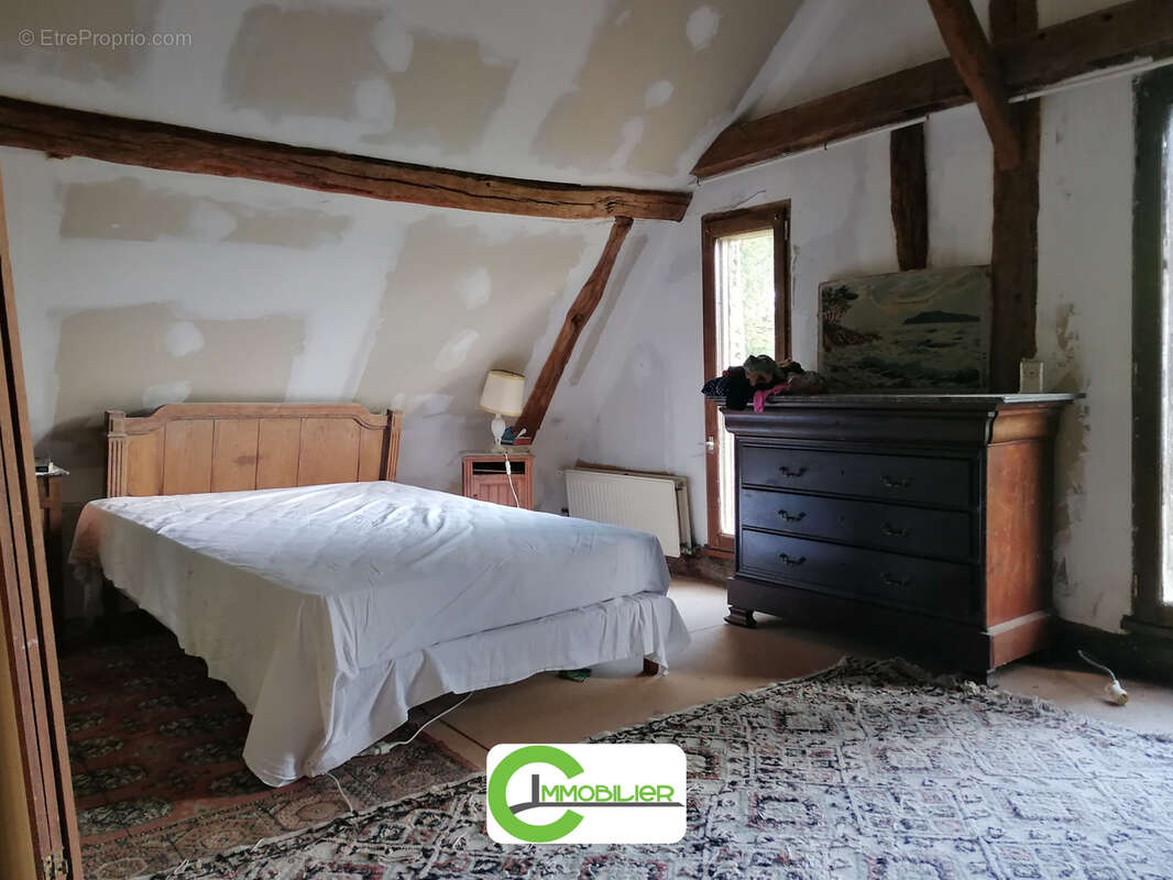 Maison à SAINT-AGIL