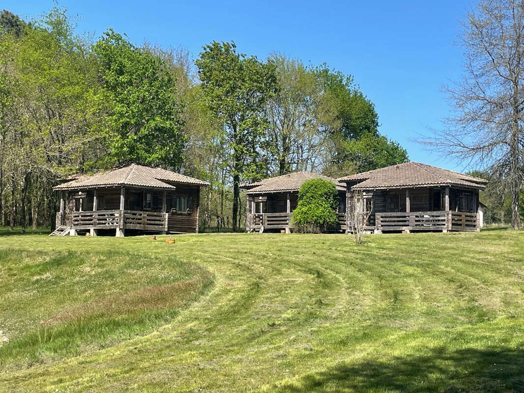 Maison à MONTPON-MENESTEROL