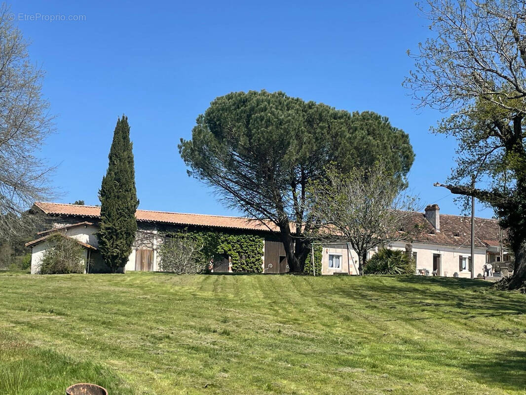 Maison à MONTPON-MENESTEROL