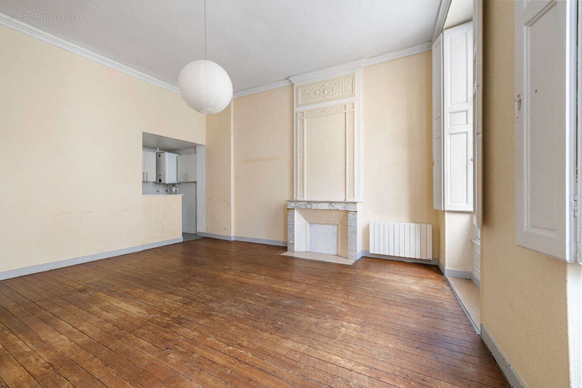 Appartement à BORDEAUX