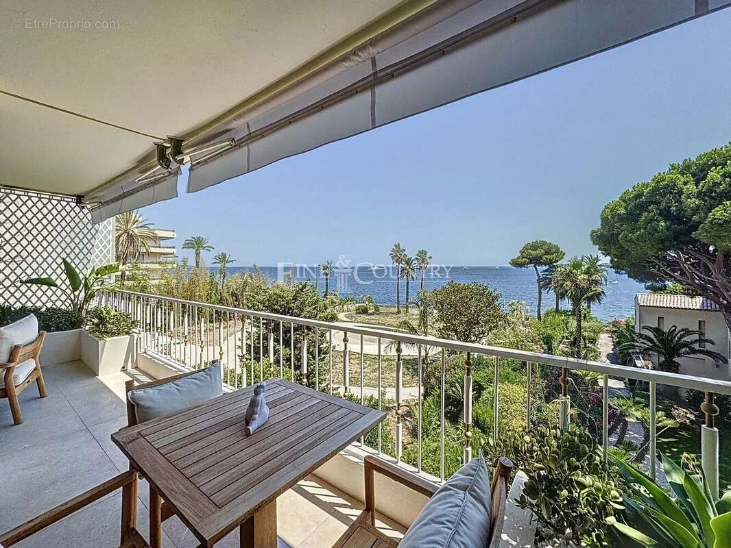 Appartement à CANNES