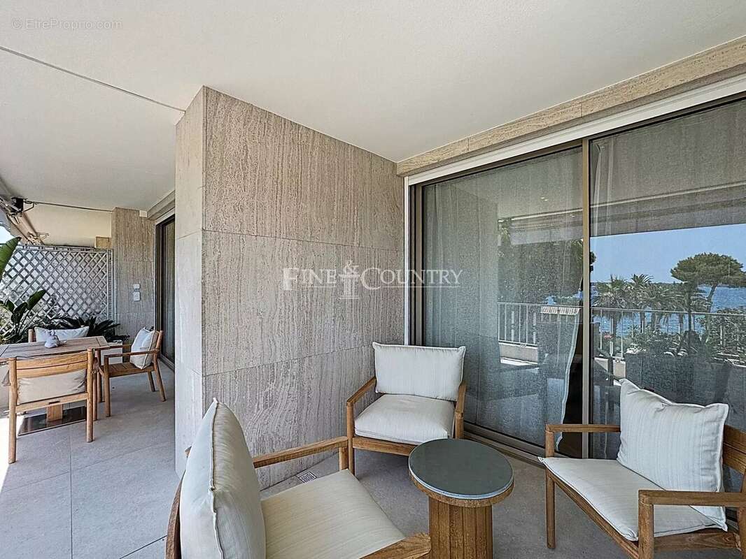 Appartement à CANNES