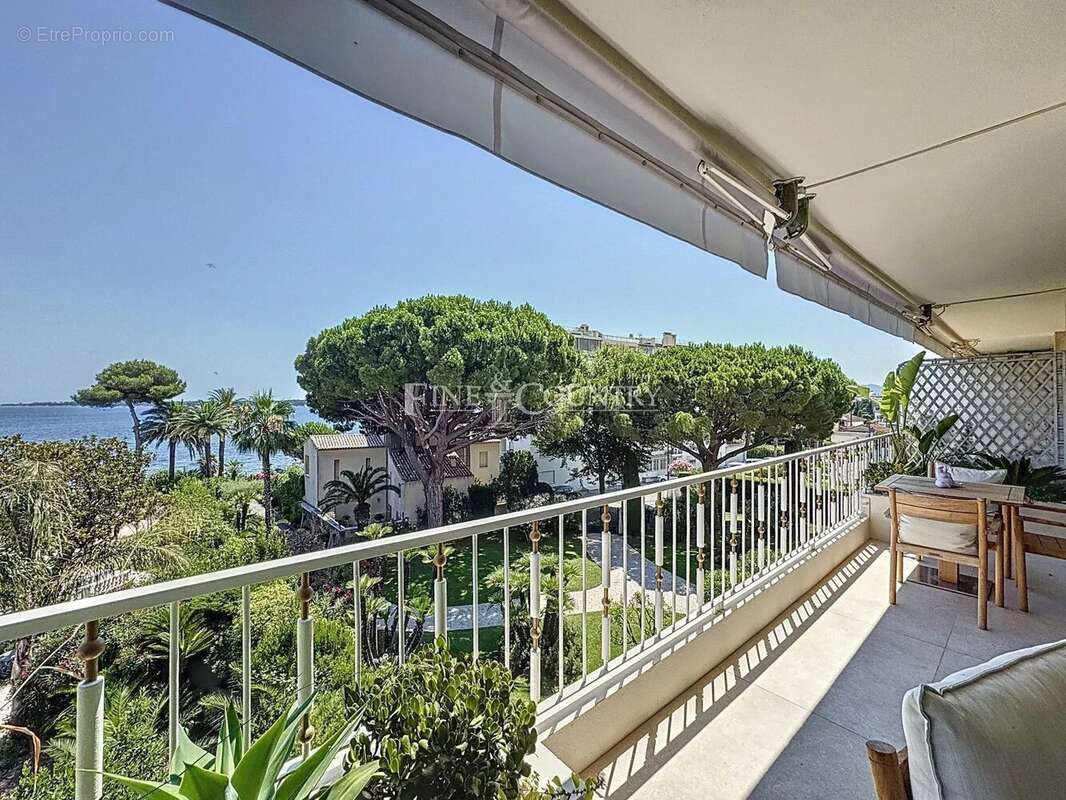 Appartement à CANNES