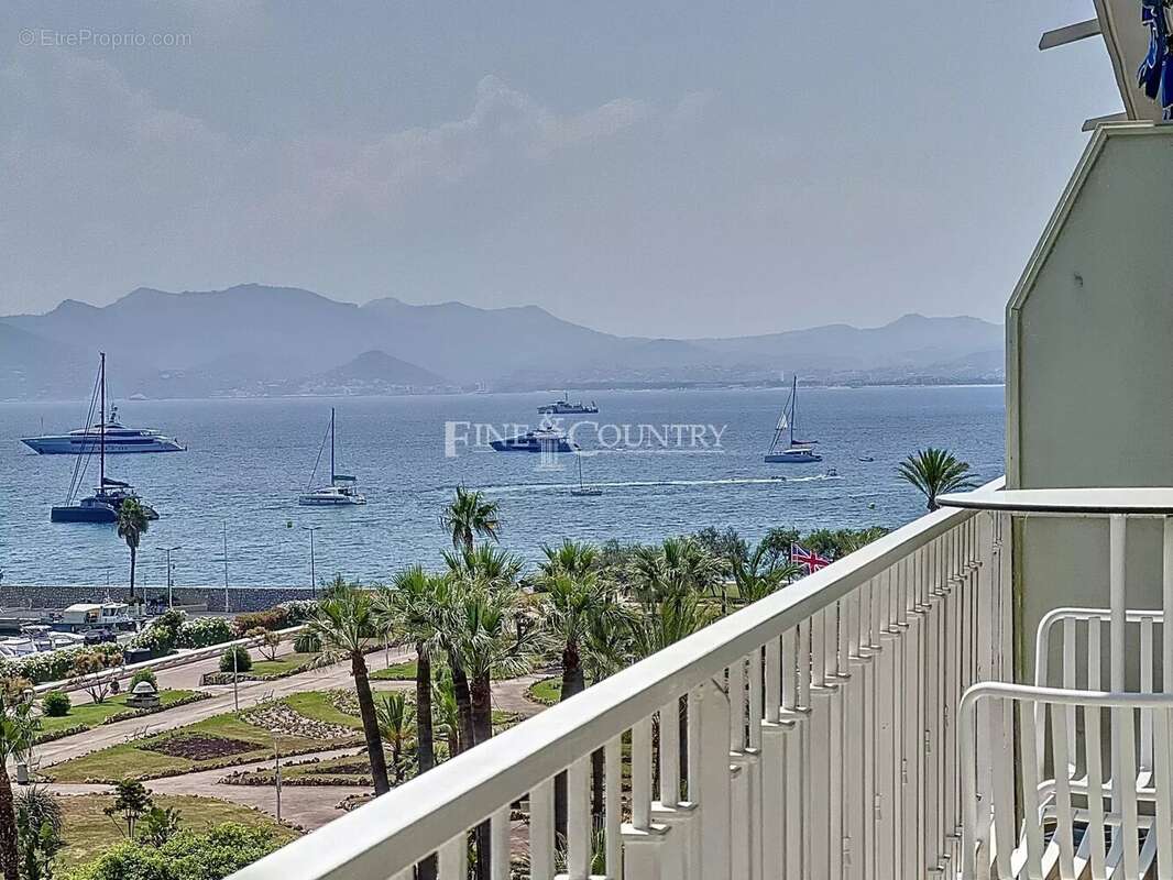 Appartement à CANNES