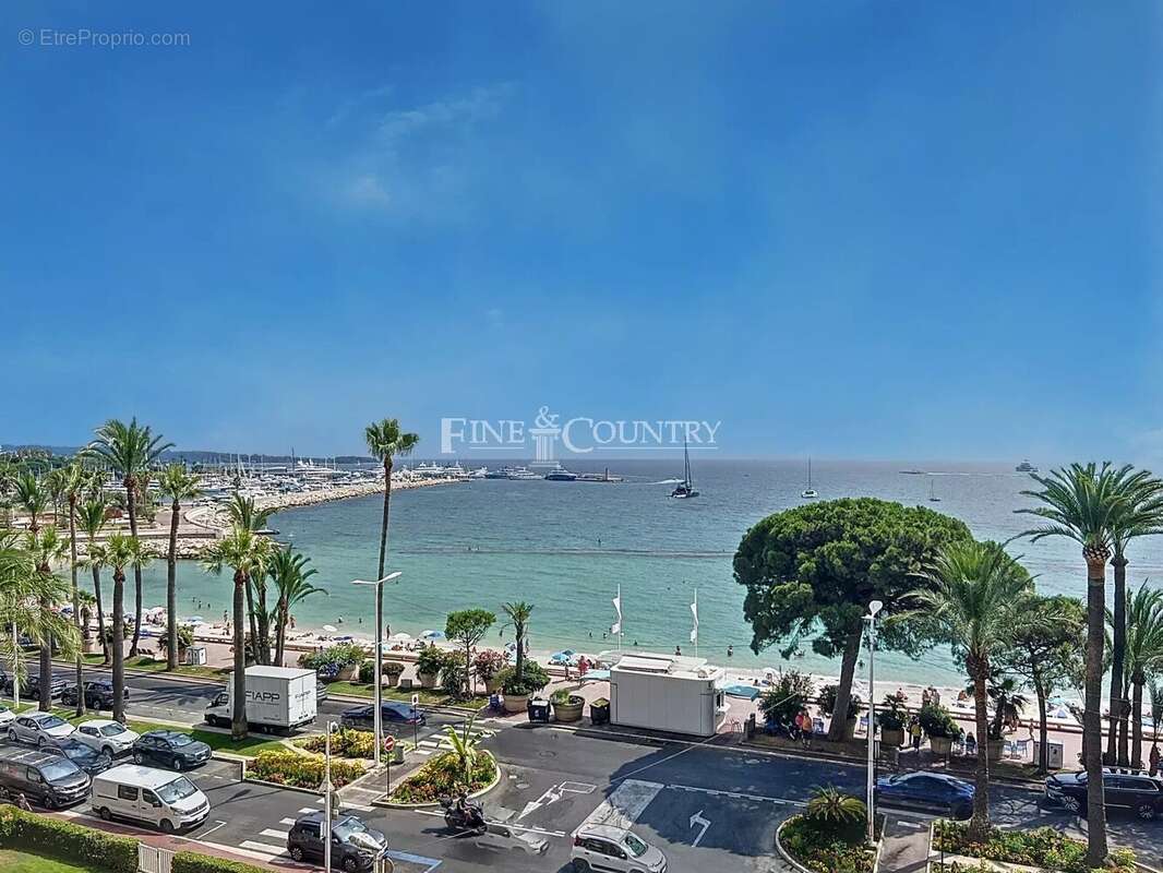 Appartement à CANNES