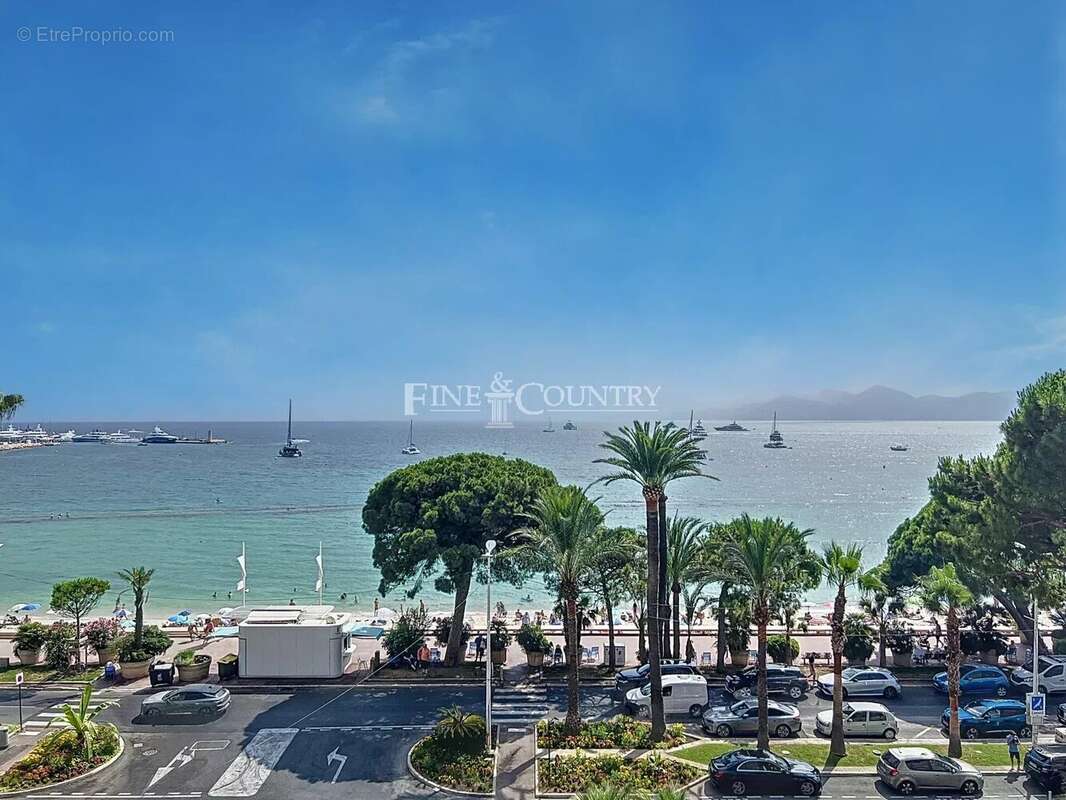 Appartement à CANNES