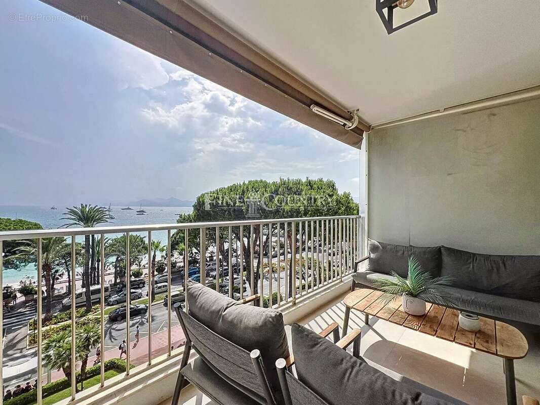 Appartement à CANNES