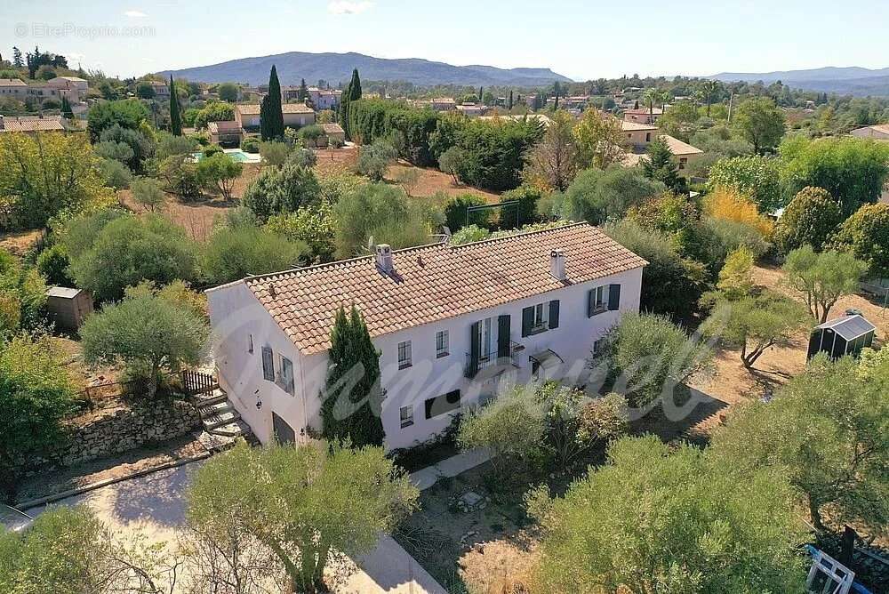 Maison à SAINT-PAUL-EN-FORET