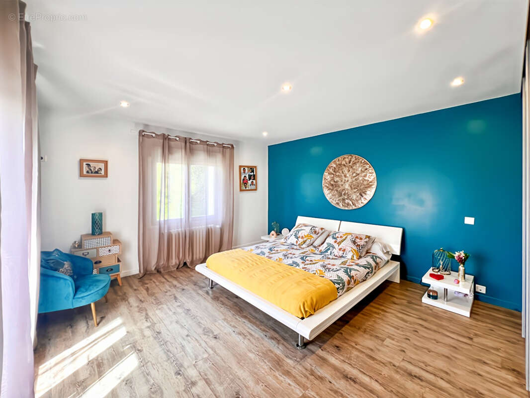 Maison à DAMMARIE-LES-LYS