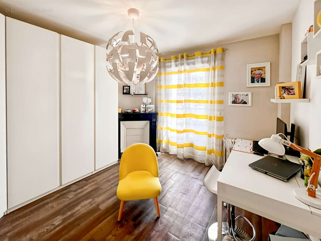 Maison à DAMMARIE-LES-LYS