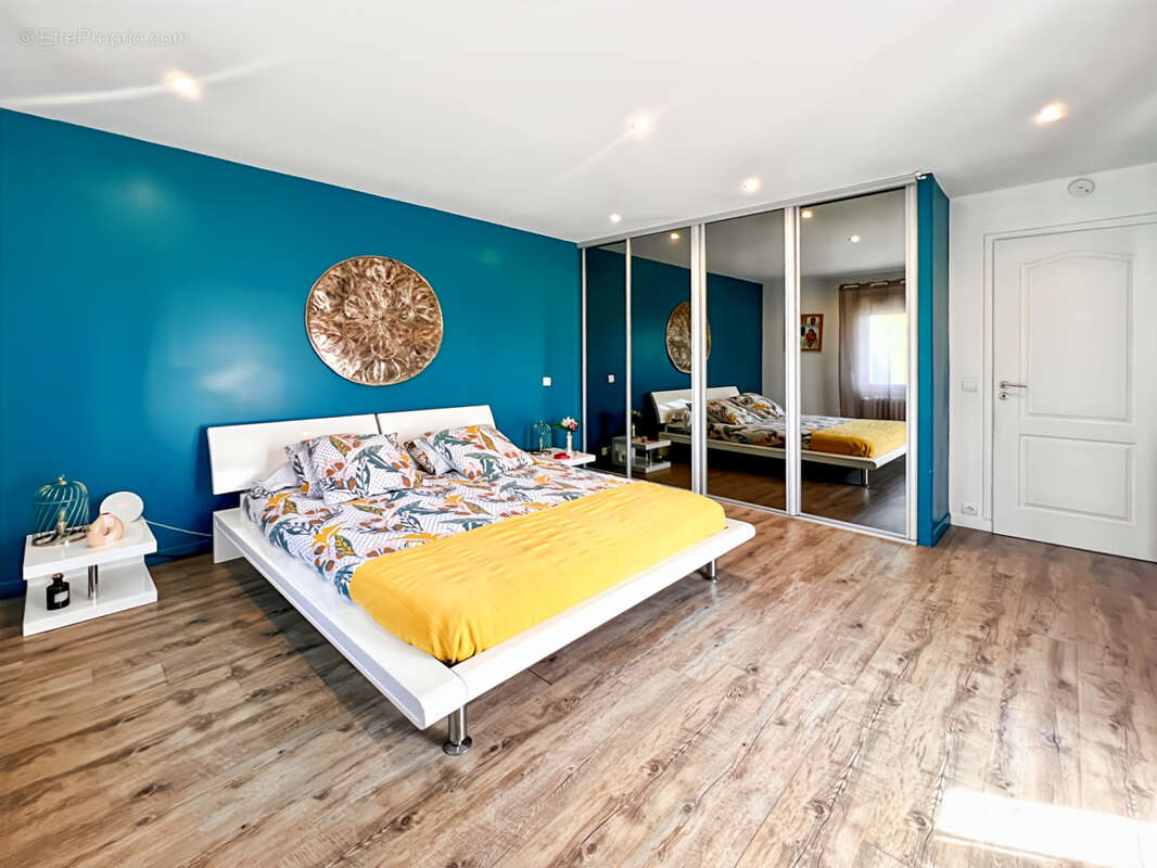 Maison à DAMMARIE-LES-LYS