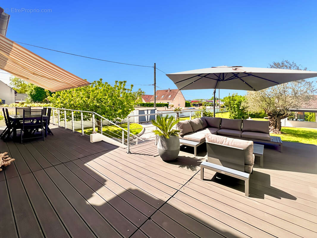 Maison à DAMMARIE-LES-LYS