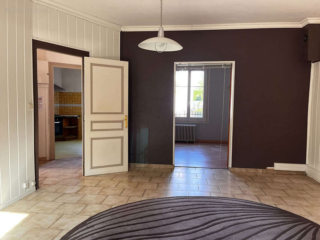 Maison à CHATELLERAULT