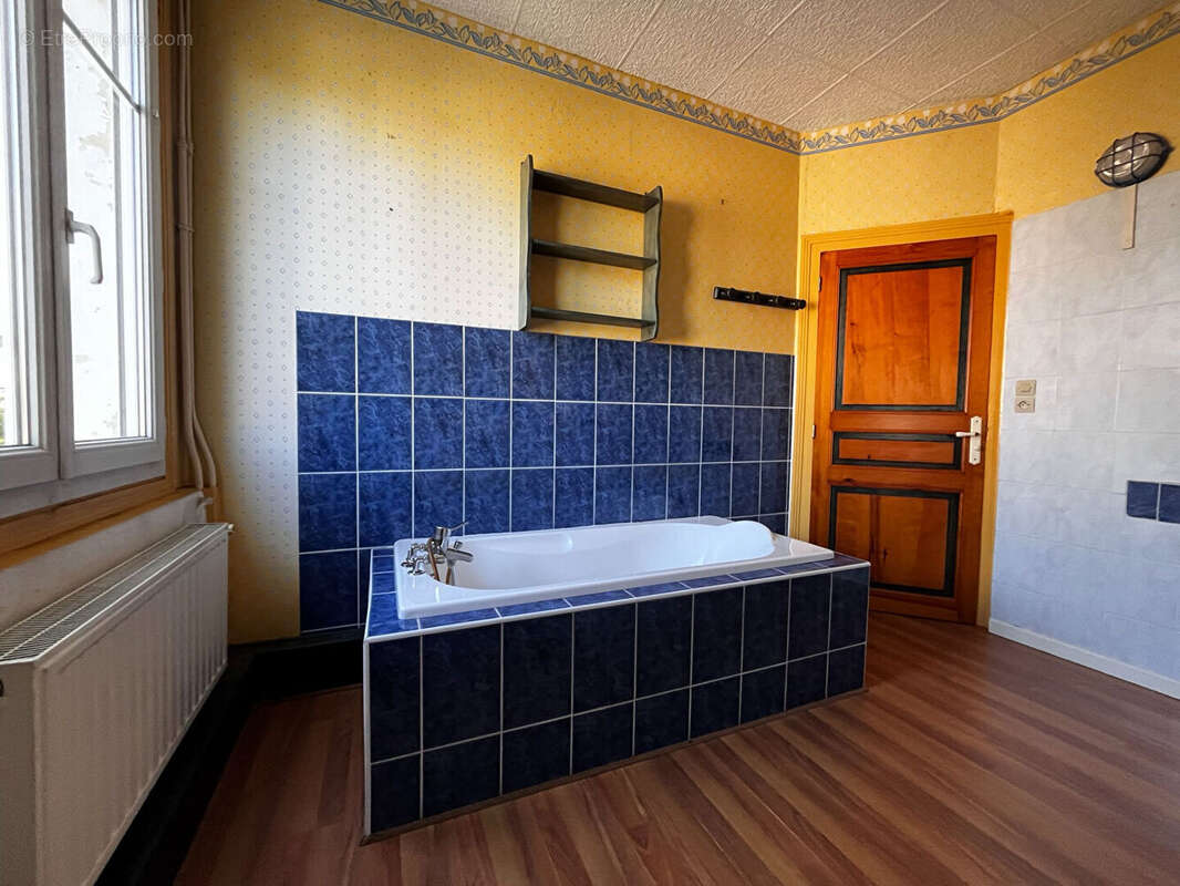 Maison à CHATELLERAULT