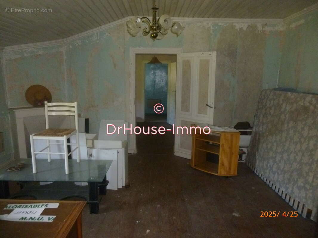 Maison à LONGUEVILLE