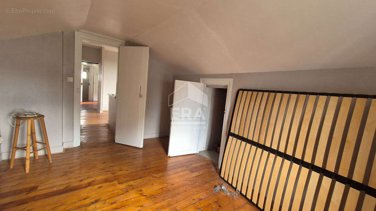 Maison à BRIE-COMTE-ROBERT