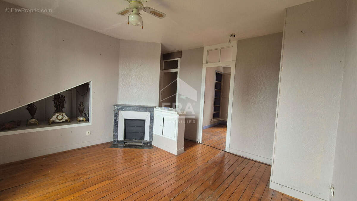 Maison à BRIE-COMTE-ROBERT