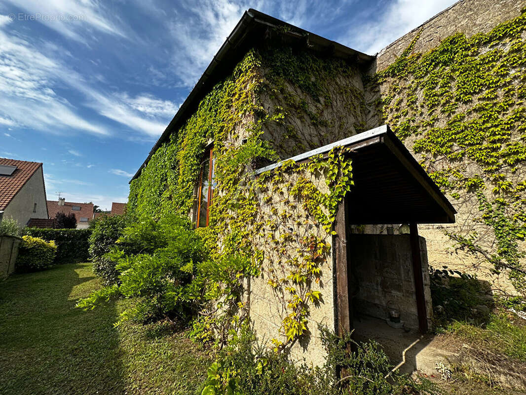 Autre à TRIEL-SUR-SEINE