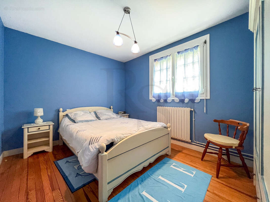 Maison à PONT-D&#039;OUILLY