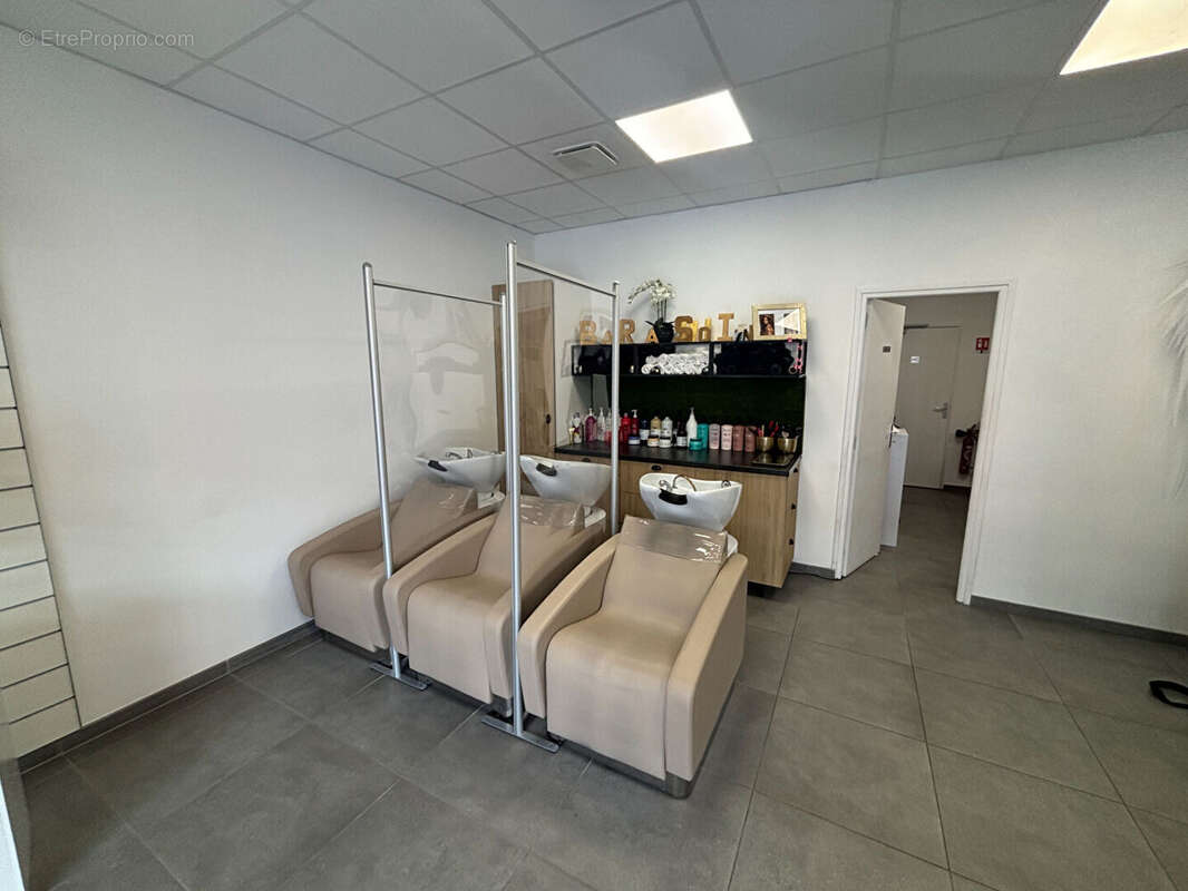 Commerce à VIEUX-CONDE