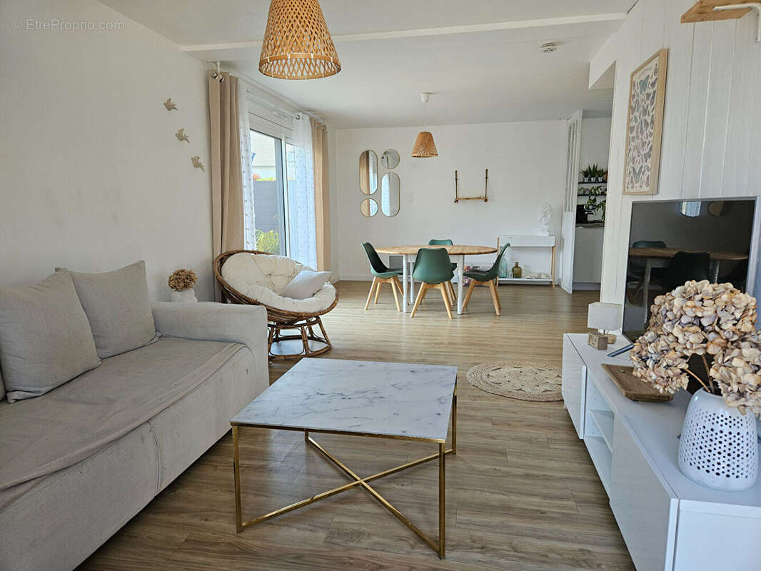 Maison à PIRE-SUR-SEICHE