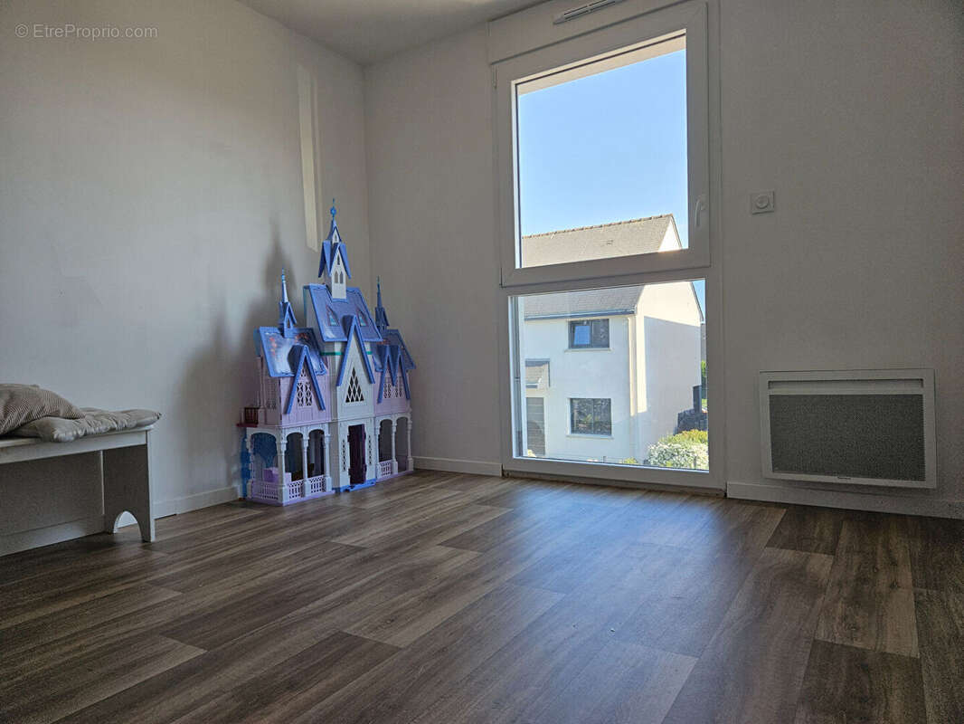 Maison à PIRE-SUR-SEICHE